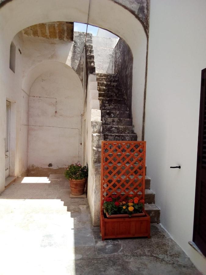 Cortile Calinea Bed & Breakfast Castrignano del Capo Luaran gambar