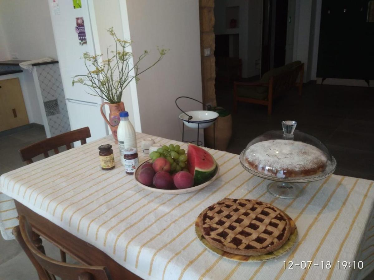 Cortile Calinea Bed & Breakfast Castrignano del Capo Luaran gambar