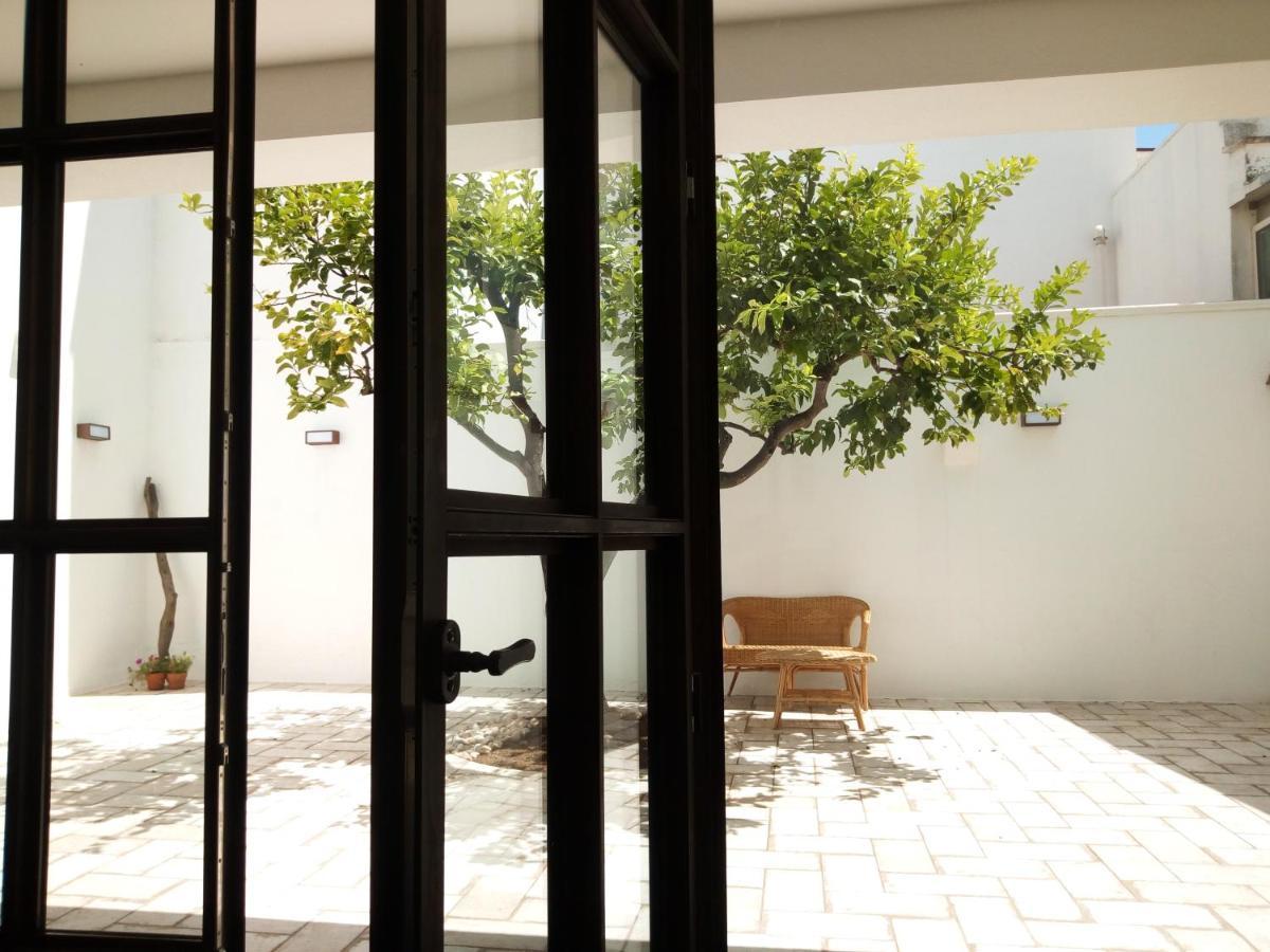 Cortile Calinea Bed & Breakfast Castrignano del Capo Luaran gambar
